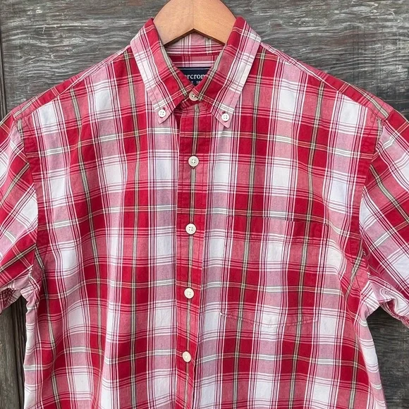 Abercrombie Short Sleeve Button Down Shirt, Red Plaid | L Boys - Picture 3 of 11